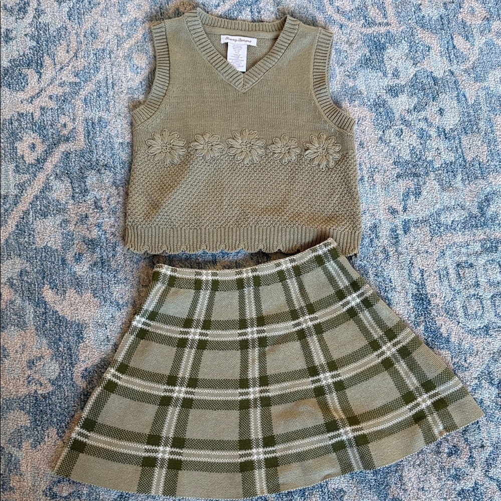 NWOT Sweater vest and plaid sweater skirt